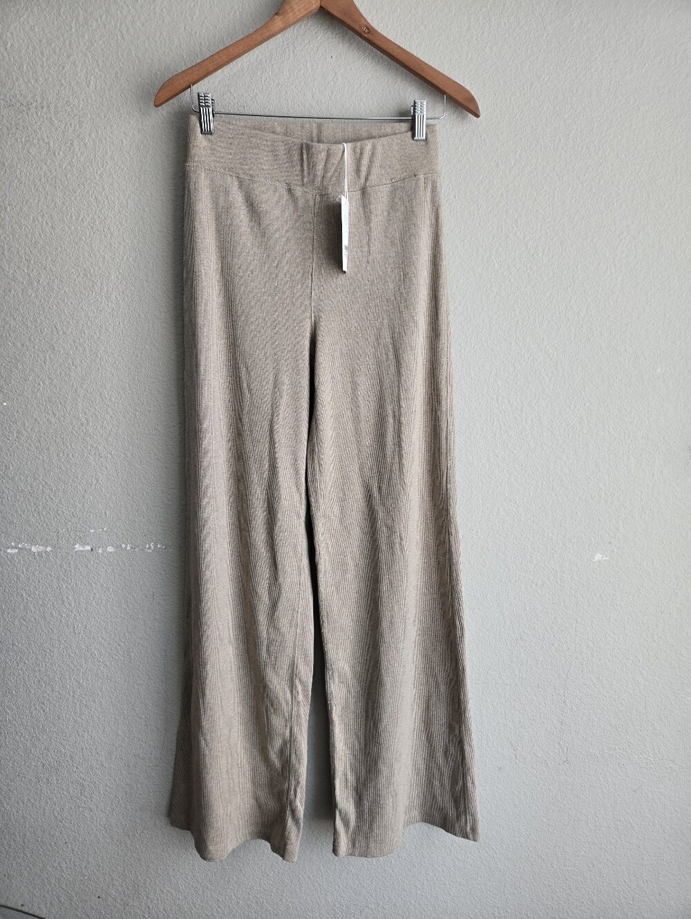 Buck Mason Surplus Rib Weekender Pants - Picture 2 of 6